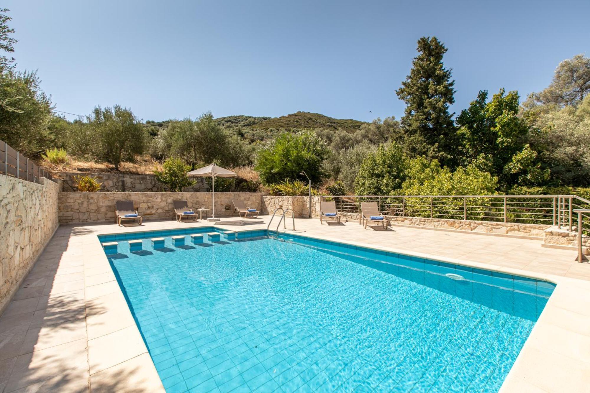 Villa Neaira Vatolakkos  エクステリア 写真