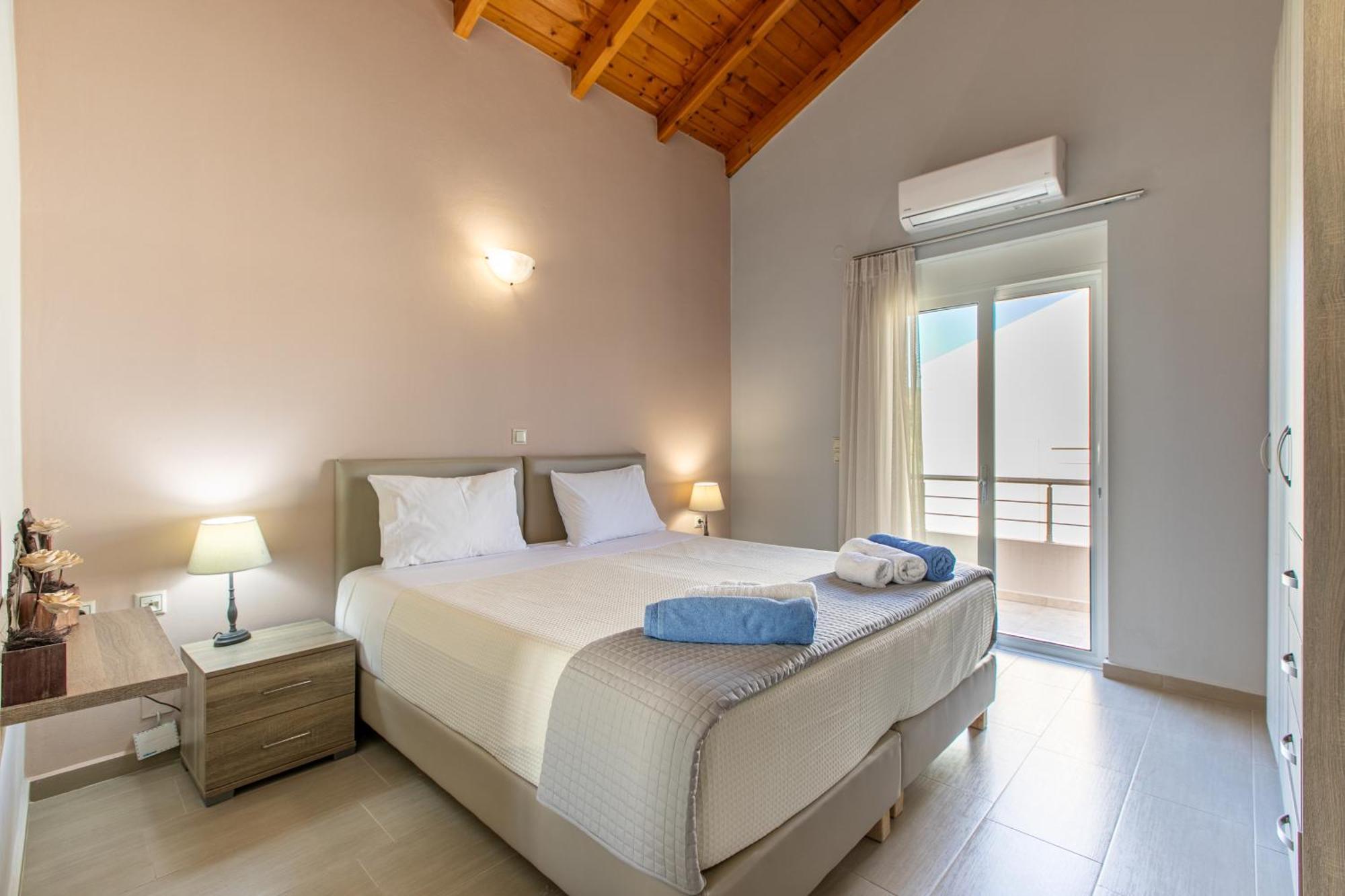 Villa Neaira Vatolakkos  エクステリア 写真