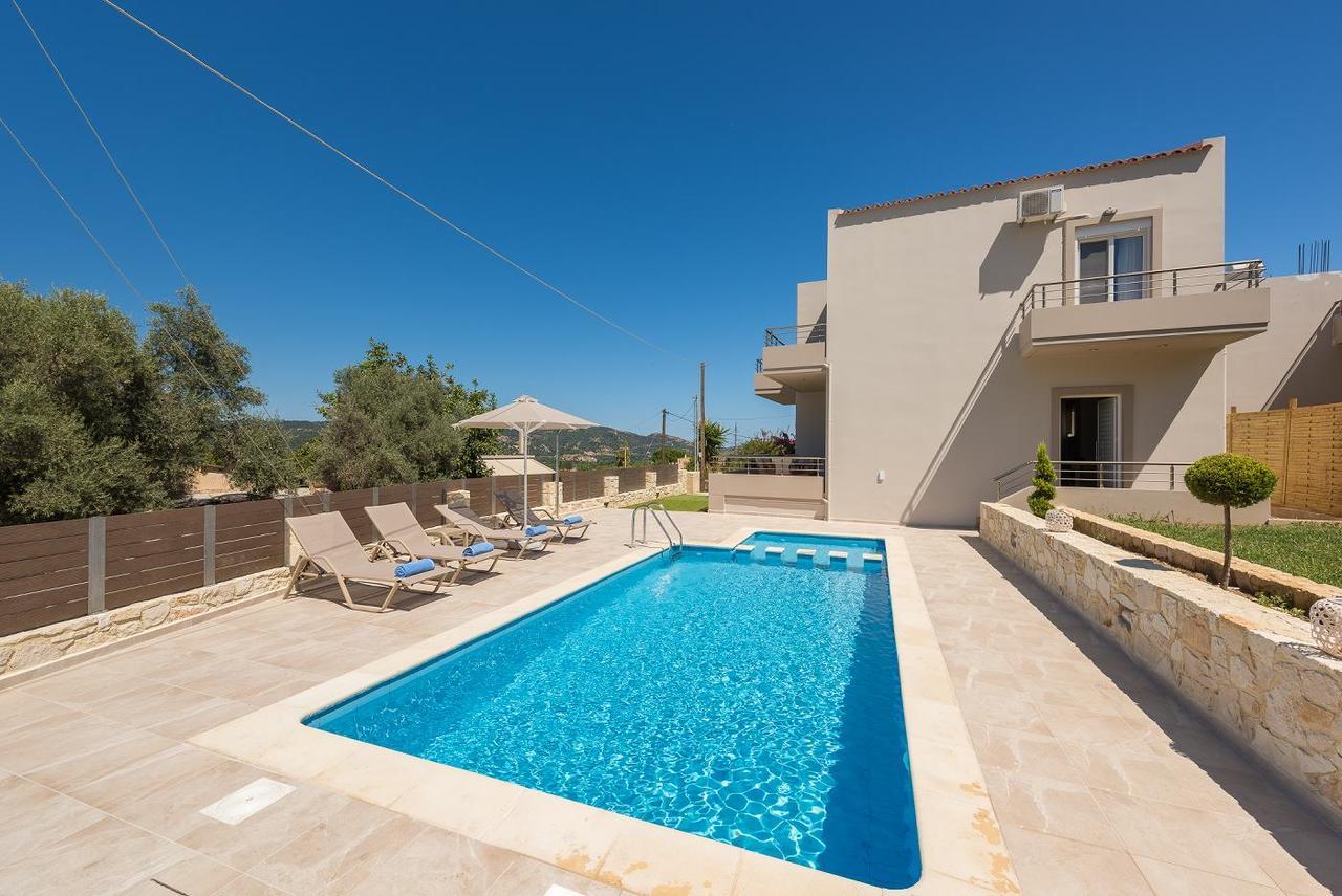 Villa Neaira Vatolakkos  エクステリア 写真